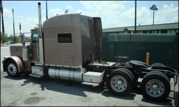 Photo of a truck with an emphasis on air resistance or drag.