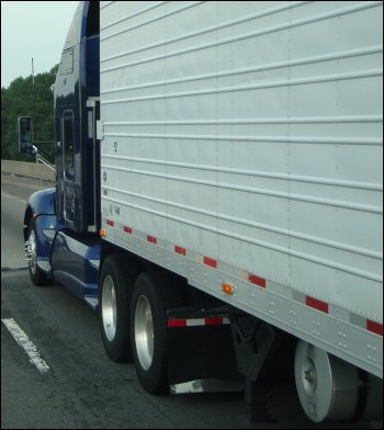 Photo of a truck with an emphasis on air resistance or drag.