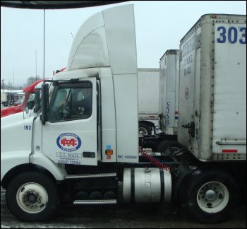 Photo of a truck with an emphasis on air resistance or drag.