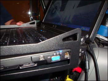 With the laptop mounted in the workstation in the forward-most position, the right side of the unit almost completely covers the two USB ports on our computer.