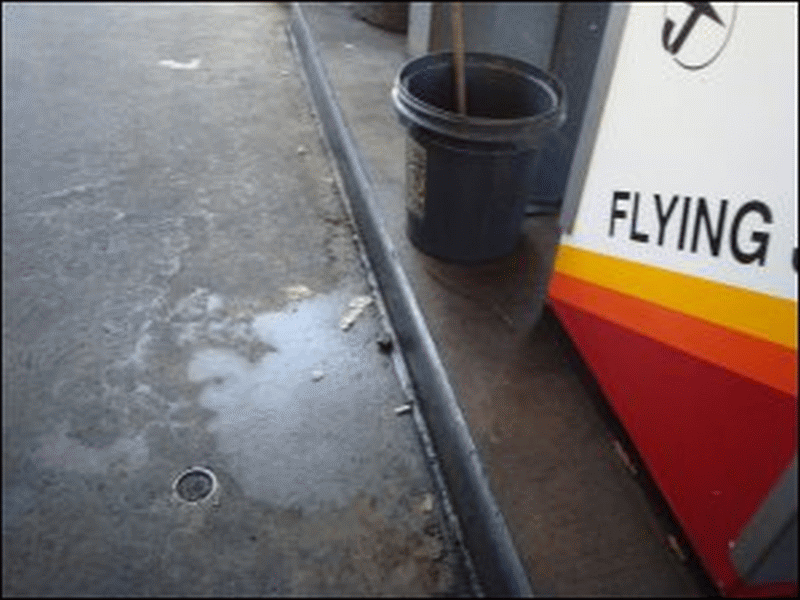 The huge greasy spot on the ground in the fuel bay at the Flying J at Carlisle, PA, on August 30, 2010.