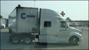 grill on catwalk while truck is turning